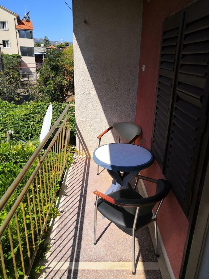 Apartments Srhoj Stari Grad  Exteriér fotografie